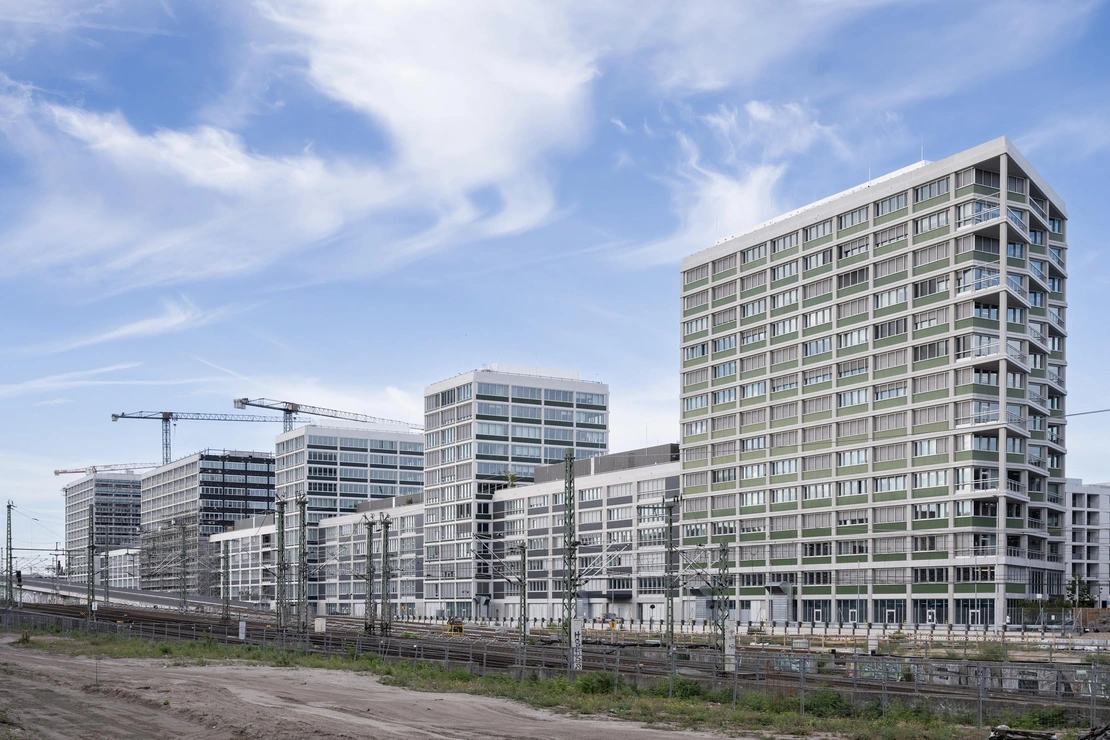 Sichtbetonfassade am QH-Track Berlin