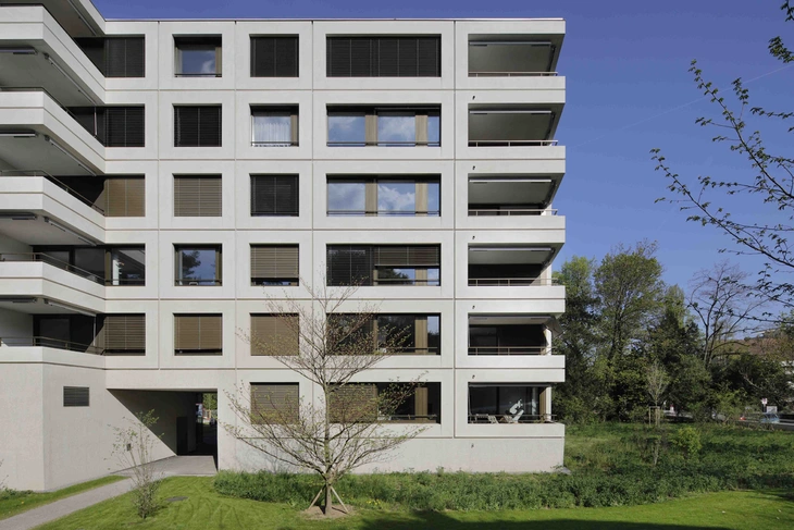 gesäuerte Sichtbetonfassade Magnolienpark Basel Schweiz