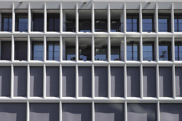 Sichtbetonfassade von hemmerlein am Steinbock Chur Schweiz