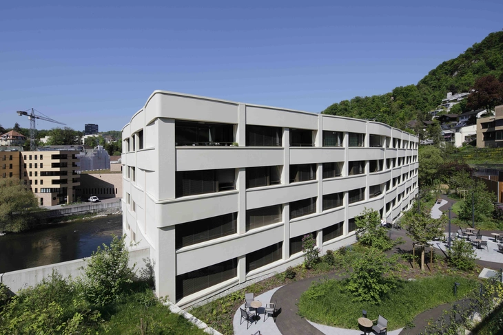 Sichtbetonfassade Alterszentrum Ennetbaden Schweiz